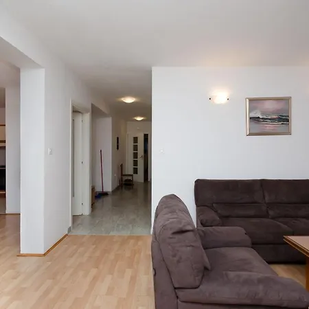 Ruza-rajska Apartamento