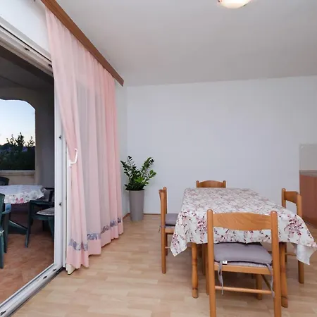 Apartman Ruza-rajska Lopar